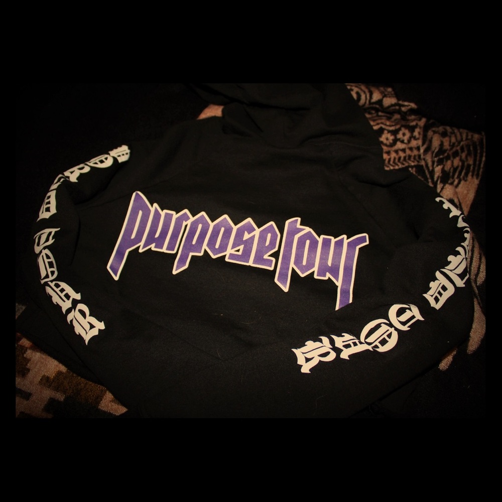 Justin Bieber purpose tour cropped hoodie